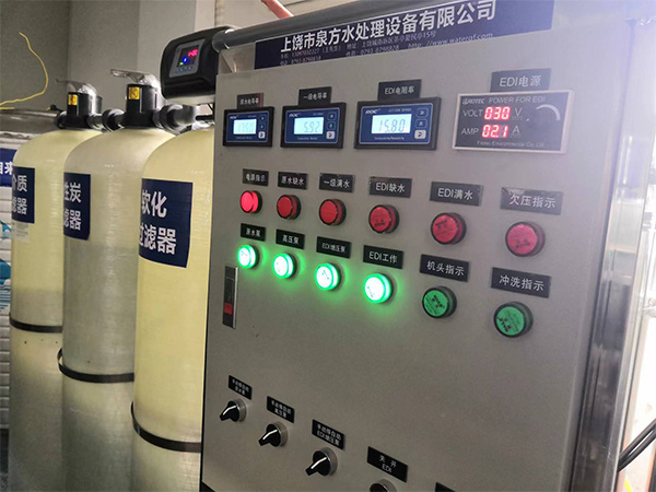 上饒?bào){展光學(xué)一噸每小